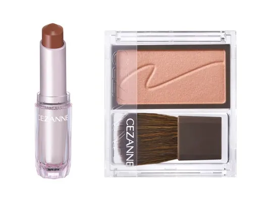 CEZANNEの化粧品の画像です。口紅とチークが写っています。